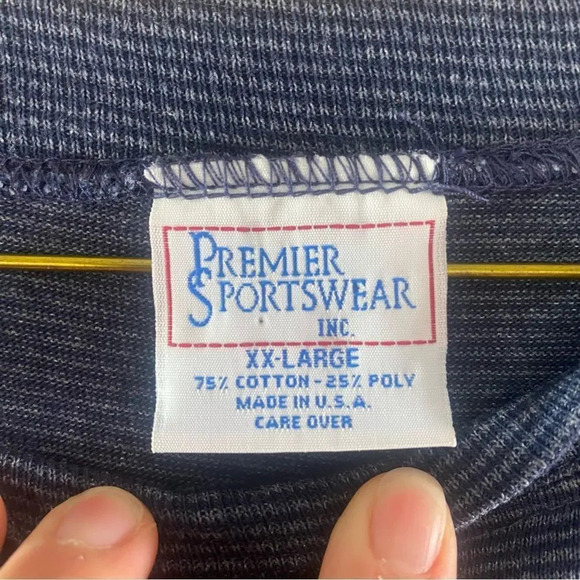 Vintage Made in USA 🇺🇸 Bahamas 🇧🇸 Striped T Shirt - Picture 2 of 4